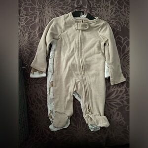 new with tags newborn zipper jammie’s